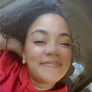 Meet your Posher, Allyson